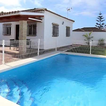 Holiday home En Conil Con Piscina *