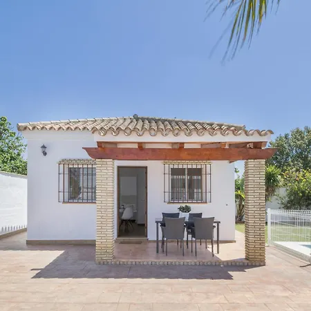 Holiday home En Conil Con Piscina Conil De La Frontera